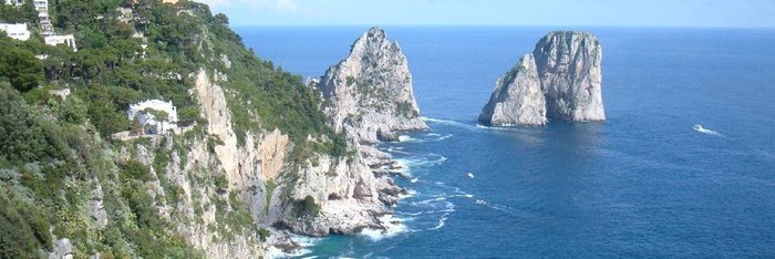 die Faraglioni Felsen von Capri